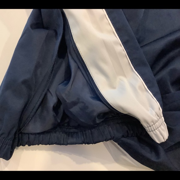 Adidas tracksuit - Picture 8 of 10